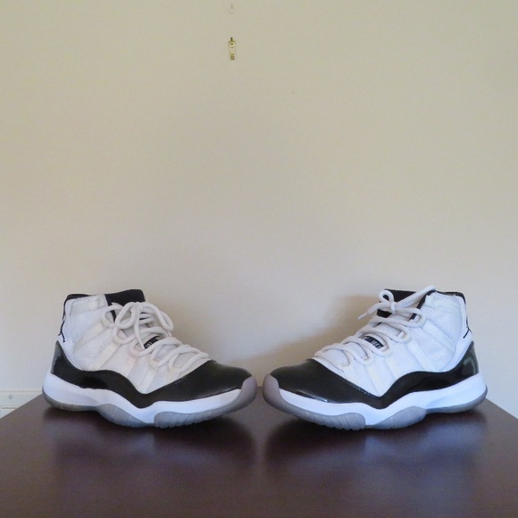 Air Jordan 11 Retro Concord 2011 Size 10 VNDS - Picture 3 of 7
